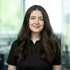 Jennifer Adam
